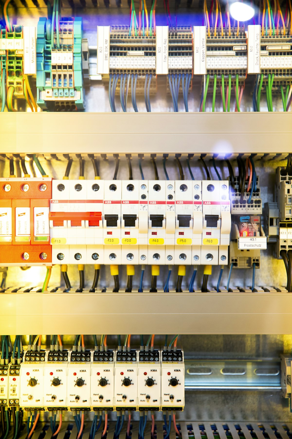 Akm Ve Bkm Gişeler Binaların Elektrik Tesisatı Ve Kablolama Baglantı İşleri